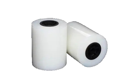 Ĥ